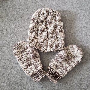 Hand knit handspun 100% wool hat and gloves set